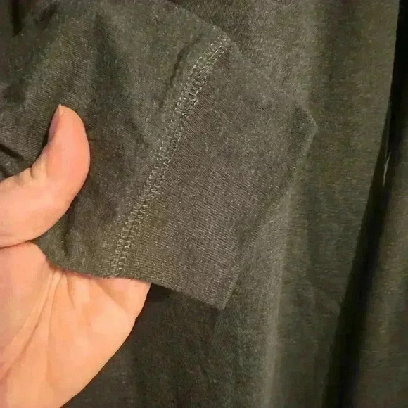 Men’s 2XL big beefy long sleeve 3 button down - Picture 3 of 5